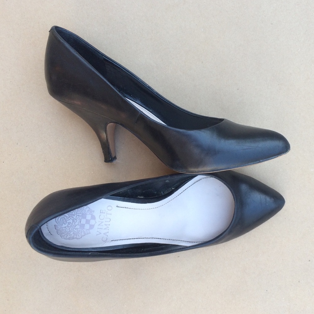 Vince Camuto kitten heel *used*