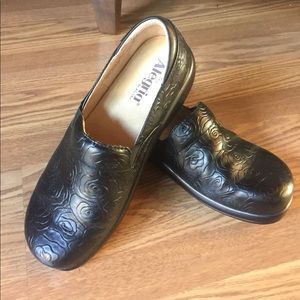 Algeria Debra Professional Shoes Size 39