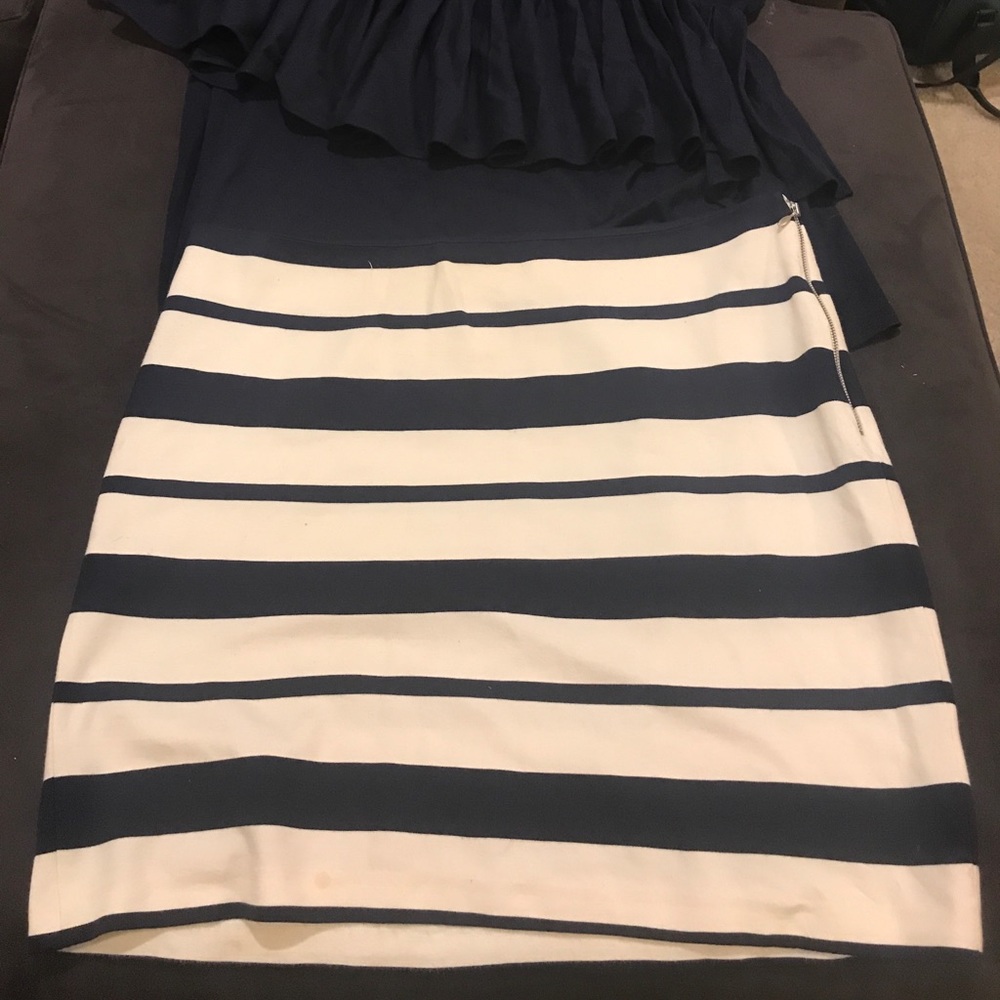 Banana Republic Ivory & Navy Mini Skirt
