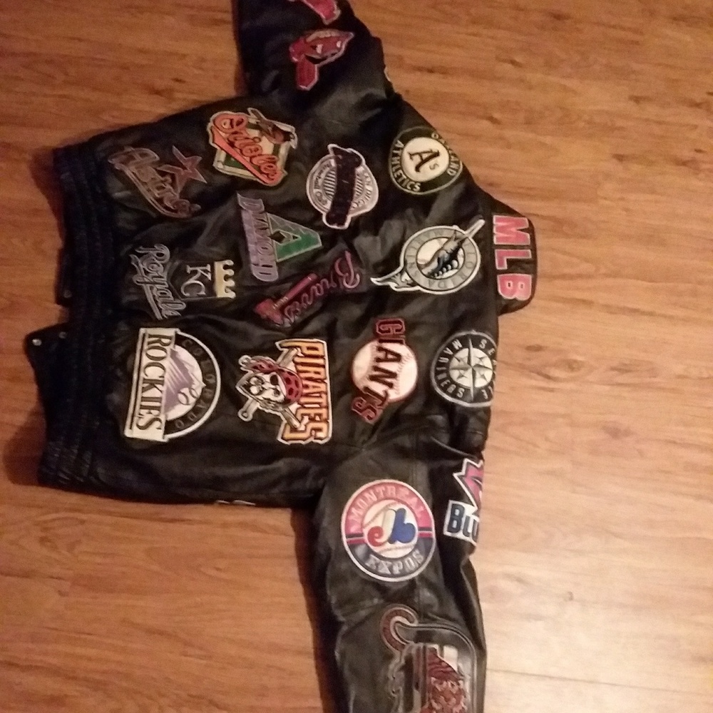 JH DESIGN MLB MULTI TEAM LEATHER JACKET