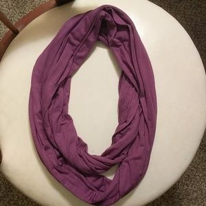 PURPLE INFINITY SCARF