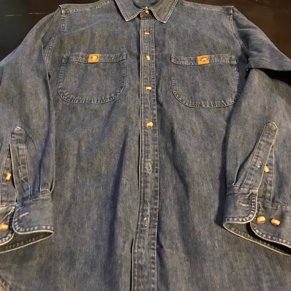 Men’s Hunt Club Denim Long Sleeve NWOT ⭐️⭐️