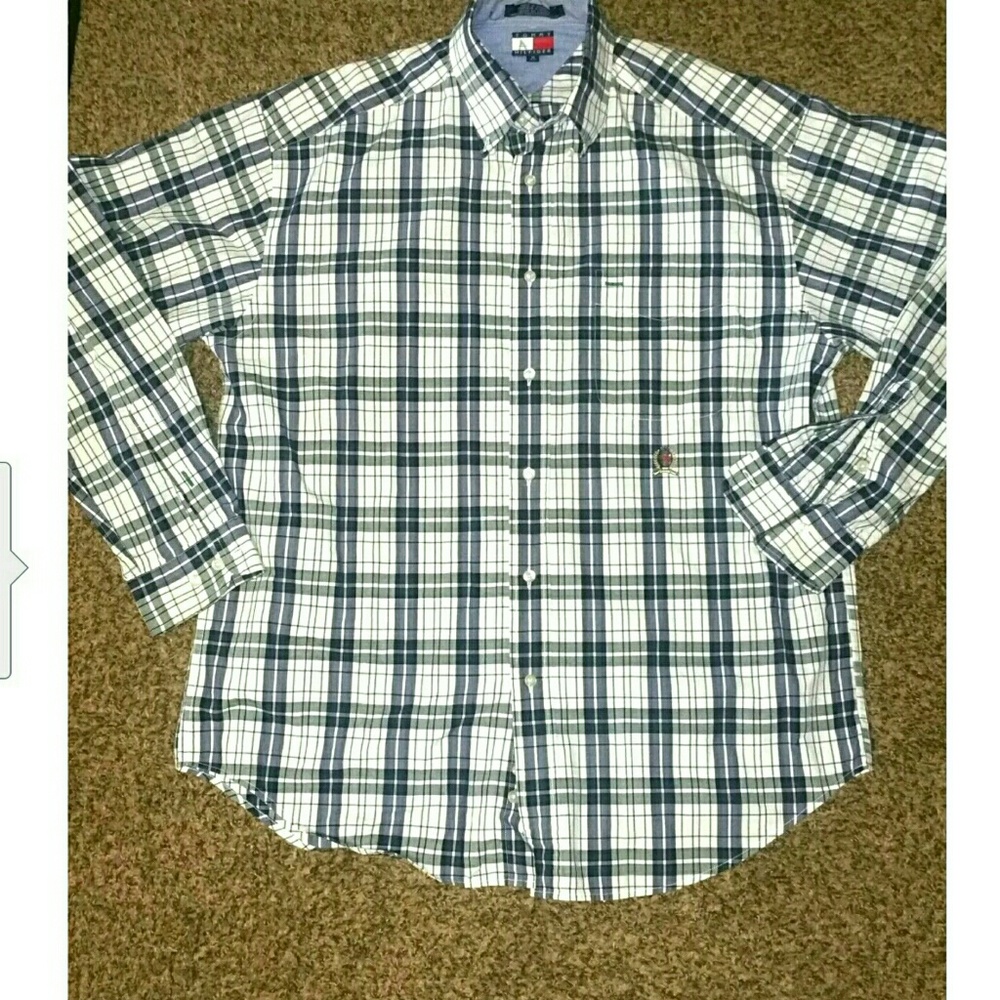 Tommy Hilfiger Men's Button Down Shirt Size Medium