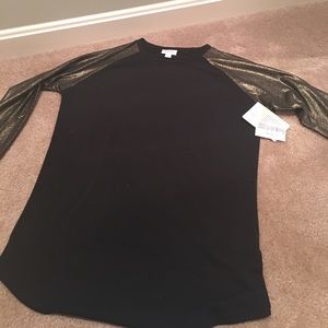 Black and Gold Baseball tee