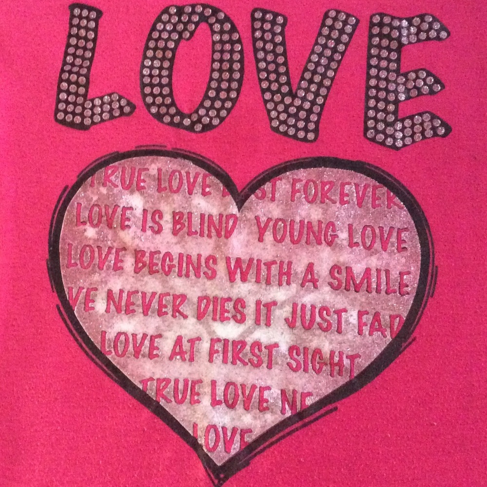Pink tshirt - Picture 2 of 4