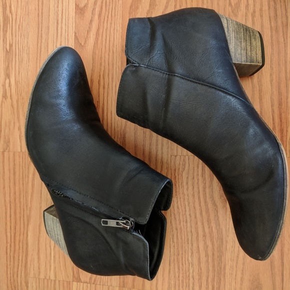 Black booties - Picture 3 of 3