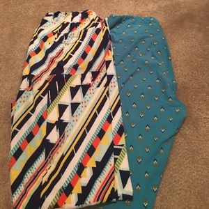 Two Pairs LuLaRoe leggings OS