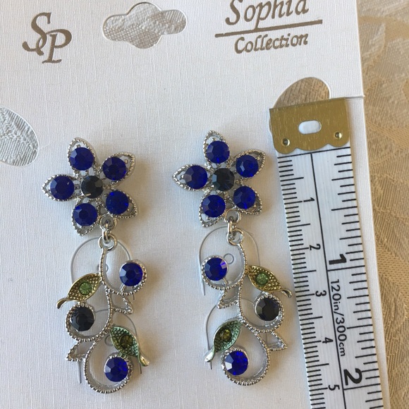 Crystal Butterfly Necklace Set/ Blue - Picture 3 of 8