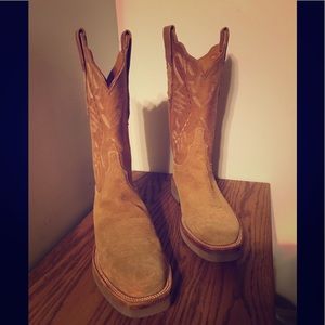 Lucchese 2000 Suede Boots