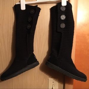 UGG tall sweater boots size 7 in black