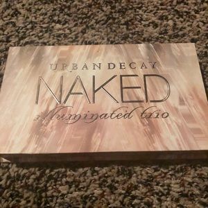 Urban Decay Naked Illuminating Trio