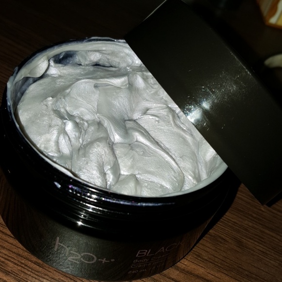 H2O + Plus Black Sea Body Cream - Amazing!! - Picture 4 of 8