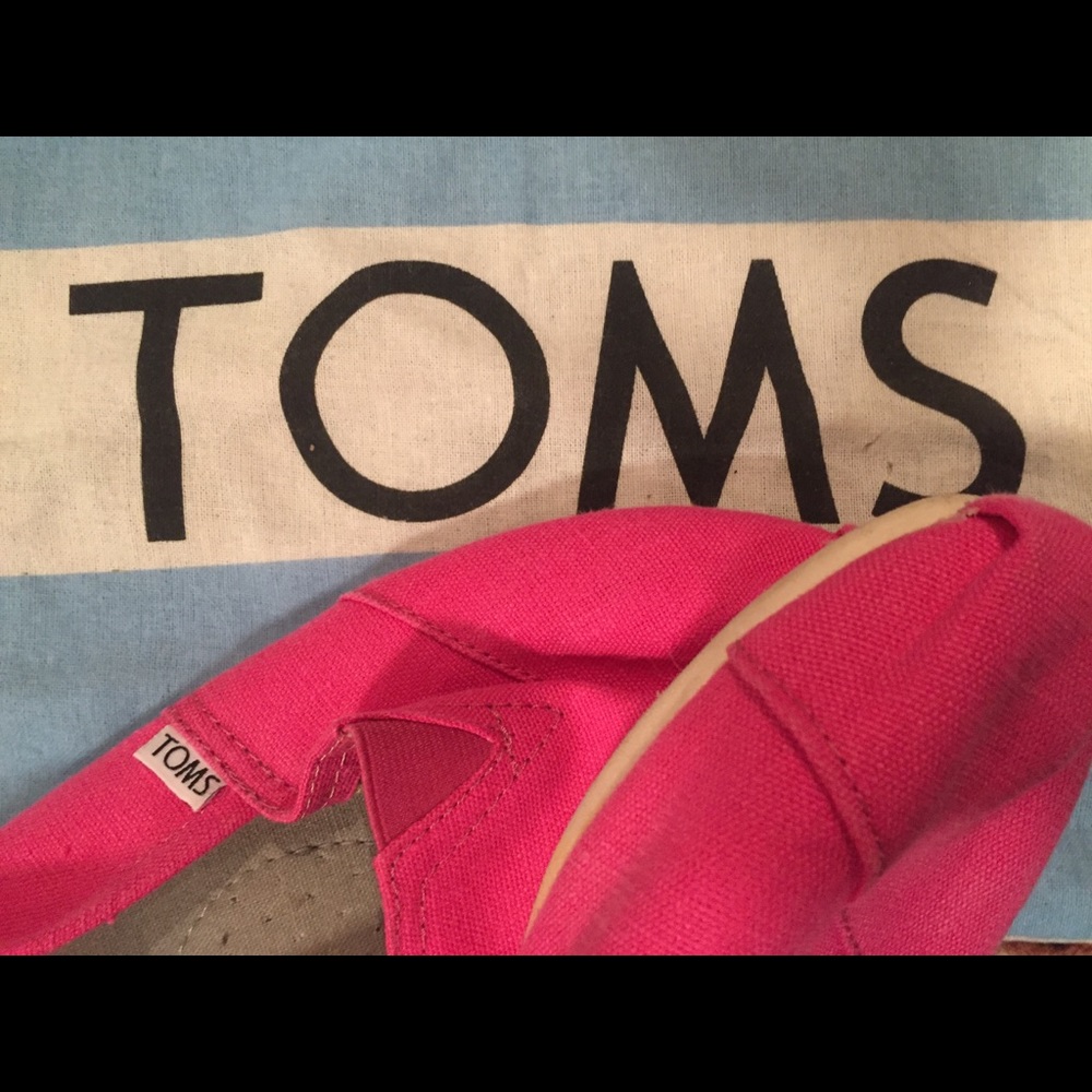One for One Toms