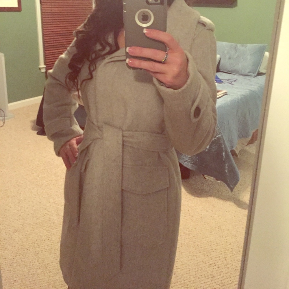 New without tags. Stunning loft coat!