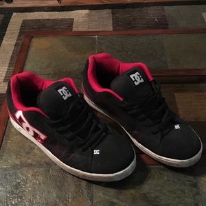 DC shoes  sz 11.5 men’s / boys