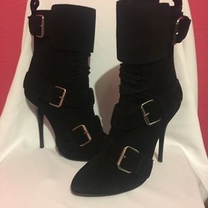 I don't wear heels often.