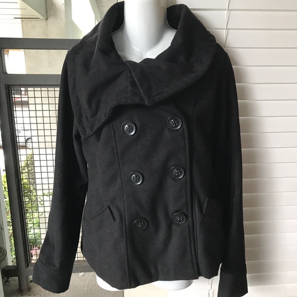 {🙃Charlotte Russe} Black peacoat