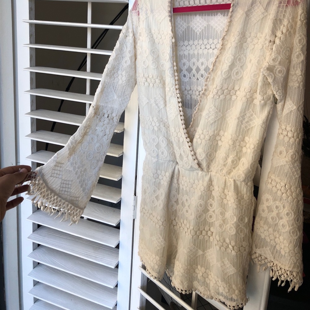 Cute lace romper long bell sleeve