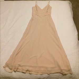 Monique Lhuillier a-line gown with Chantilly lace.