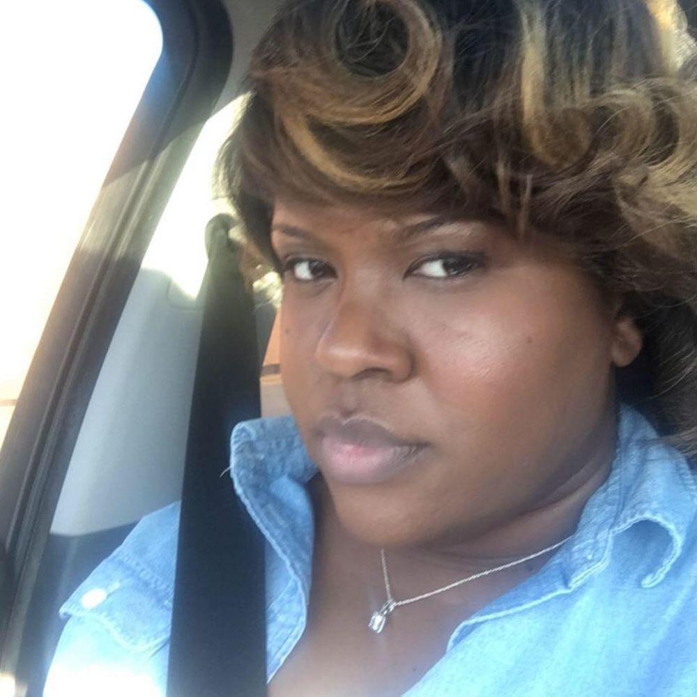 Meet your Posher, Shakeya