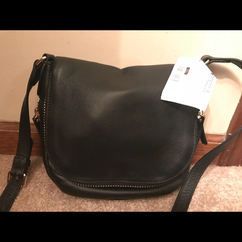 Vince camuto Bailey inspired Jennifer bag.