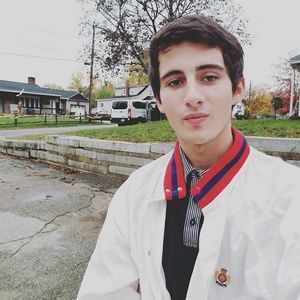 Meet your Posher, Noah