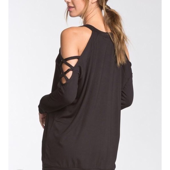 Last 2! 🌟Olive Cold Shoulder Criss Cross Top - Picture 2 of 3