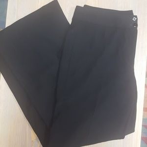 EUC White House Black Market trouser