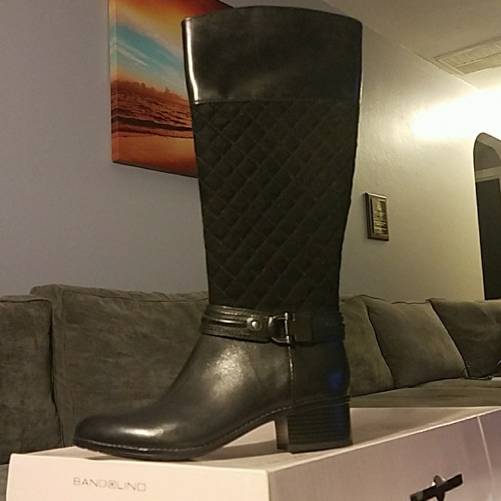 Black Bandolino boots.*one day sale*