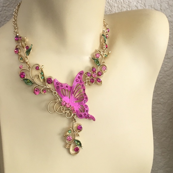 Crystal Butterfly Necklace Set/Pink - Picture 1 of 8