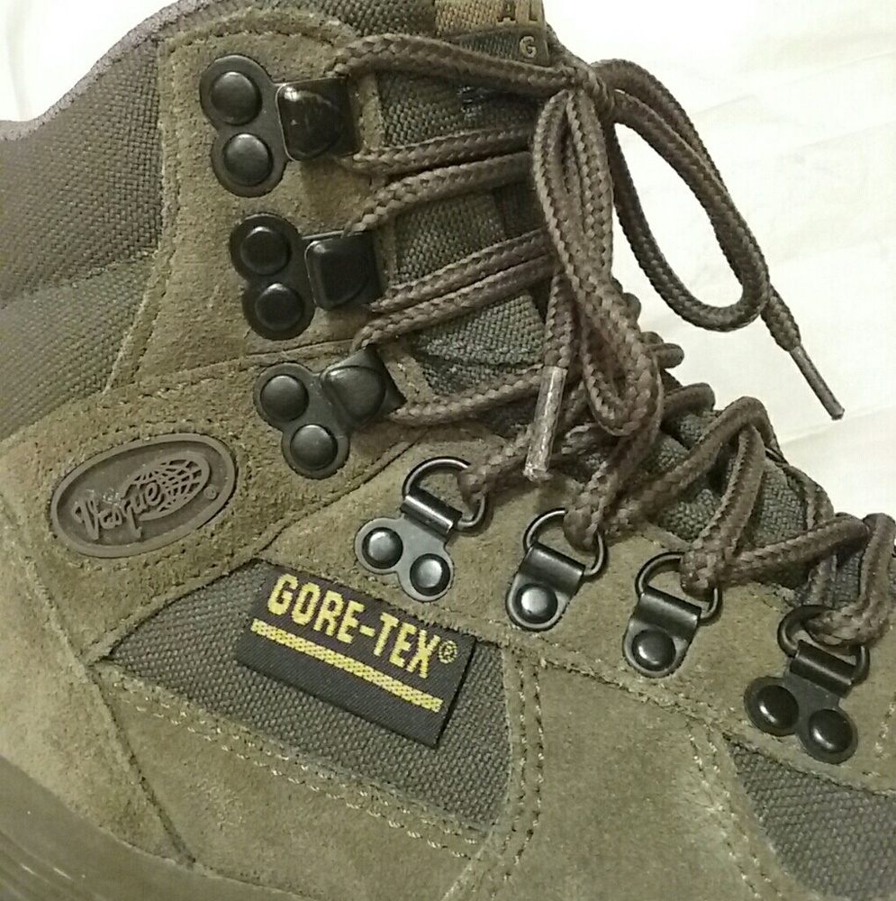 GORE-TEX  Hiking Boots