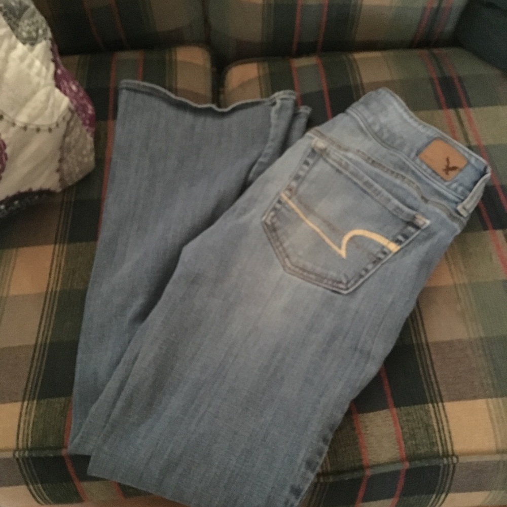 Women's American Eagle jeans