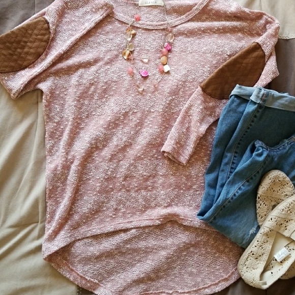 Tops - NWOT Long sleeved knit sweater