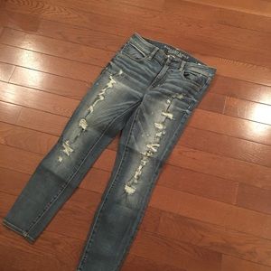 American Eagle Distressed Jeans