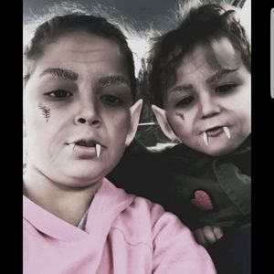 Meet your Posher, Handsel