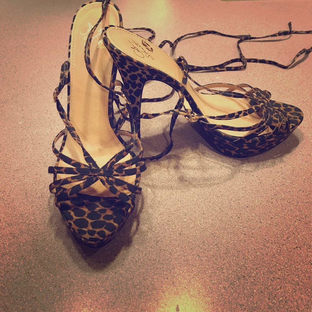 Victoria’s Secret sexy lace-up leopard print heels