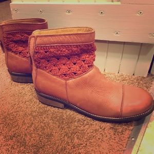 Perfect for Fall ankle boots, size 8! Never worn!