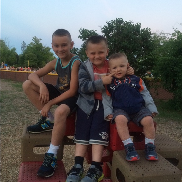 Meet your posher - Picture 8 of 17