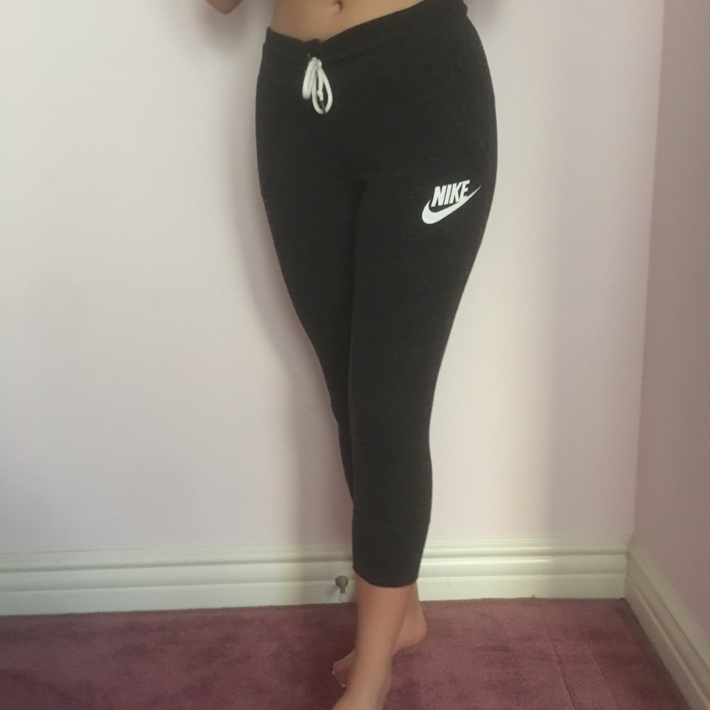 Nike cropped skinny sweats