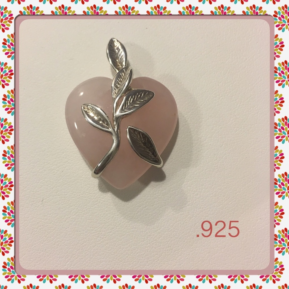 Pretty Heart Pendant with Pink Stone