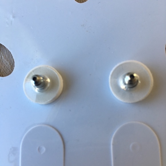 Crystal Butterfly Necklace Set/White - Picture 6 of 7