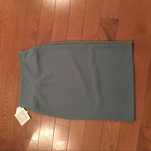 Lularoe Cassie blue/green skirt