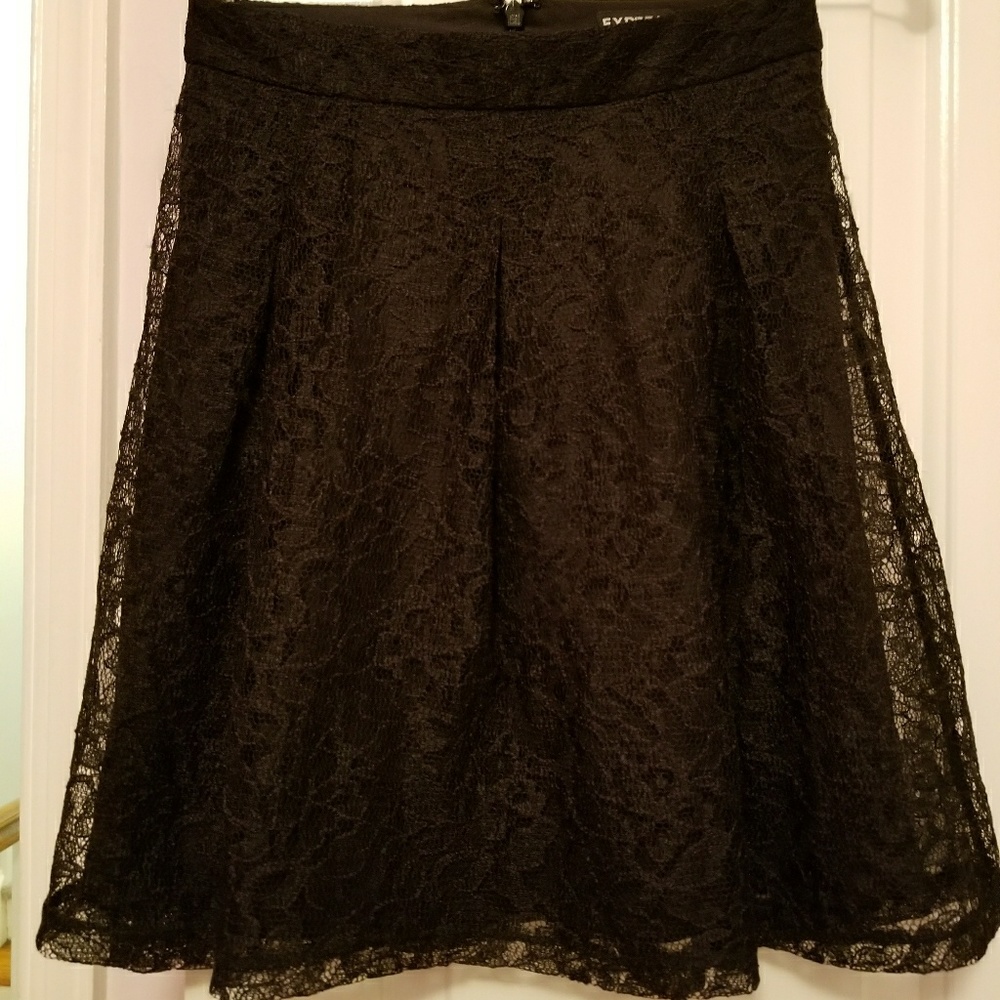 Express black lace skirt 00