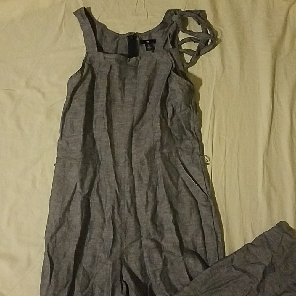 Gap jumpsuit