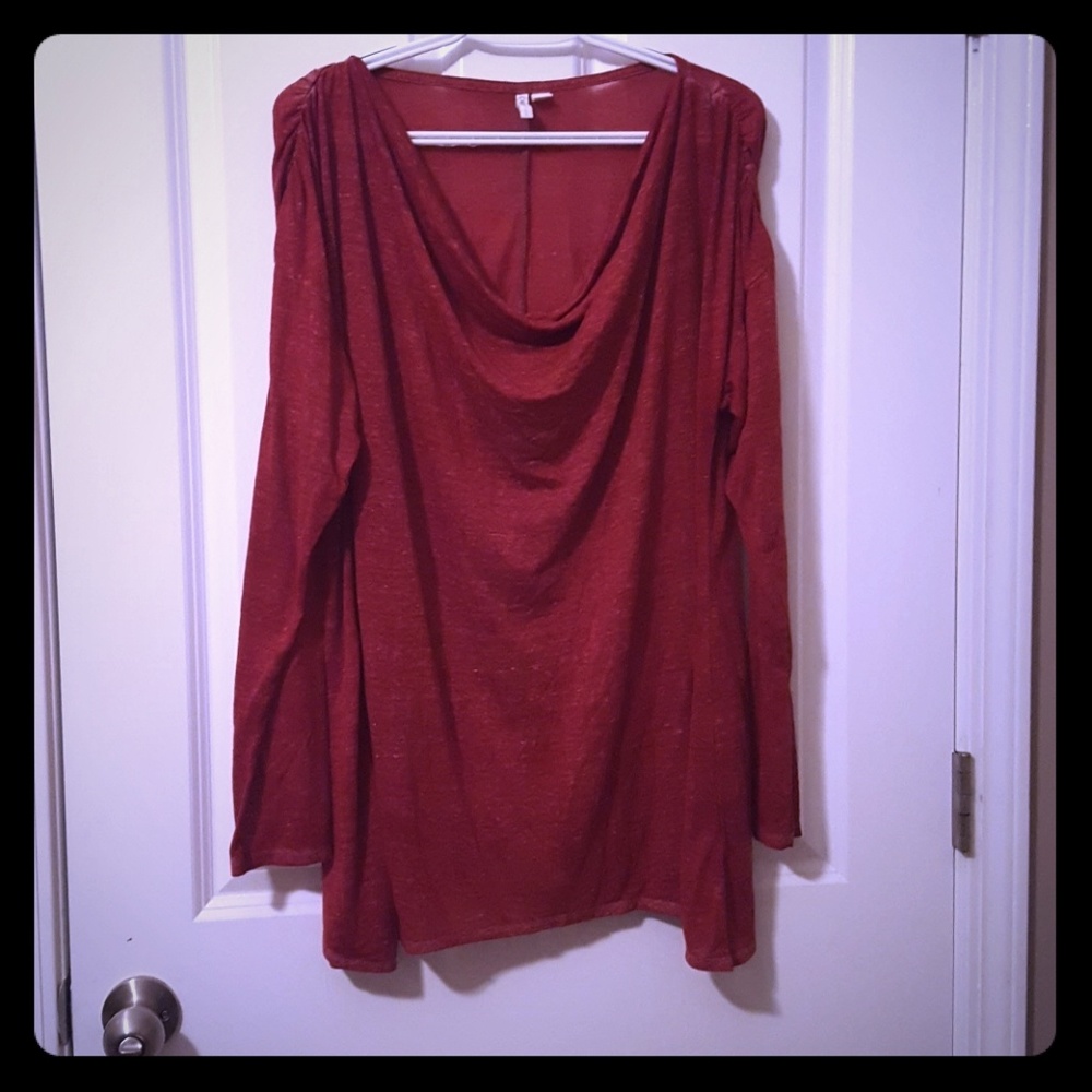 Super soft red top. BNWOT!