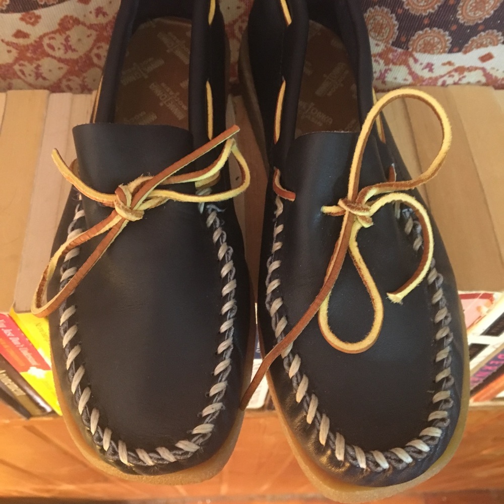 Vintage women's Blue Leather Minnetonka Boat shoes - Picture 4 of 7