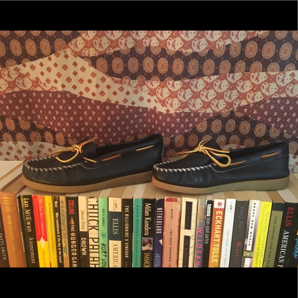 Vintage women's Blue Leather Minnetonka Boat shoes - Picture 5 of 7