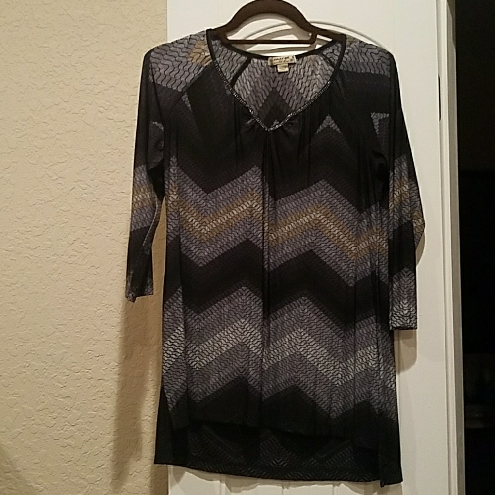 Dressy 3/4 length shirt