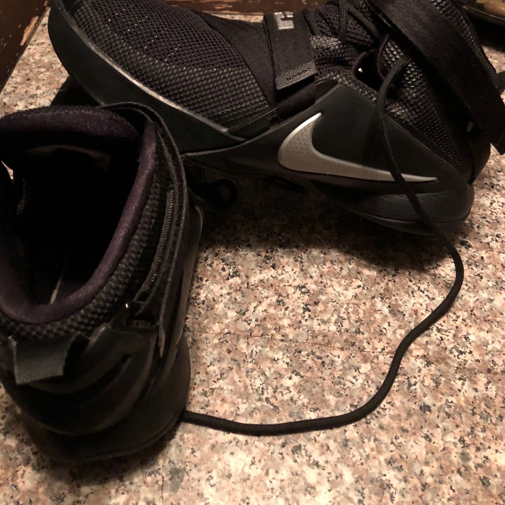 Lebron’s - Picture 2 of 4