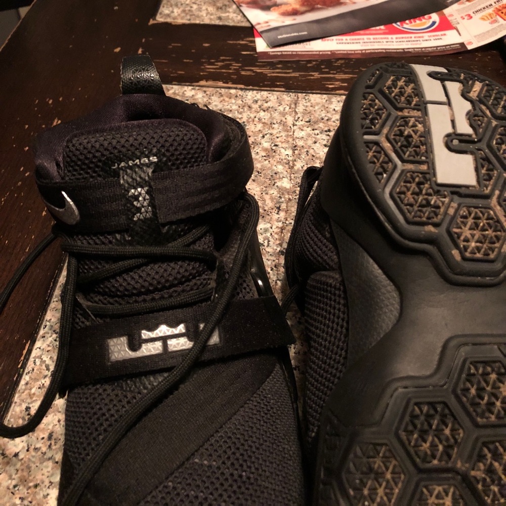 Lebron’s - Picture 4 of 4